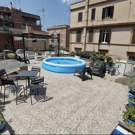 Stanza Privata Vicino La Metro Apartment Rome Exterior photo